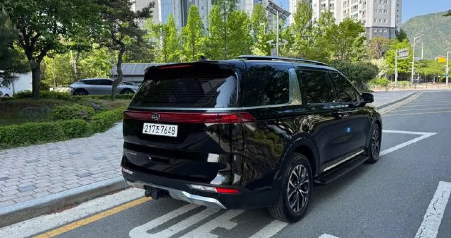 Kia Carnival 