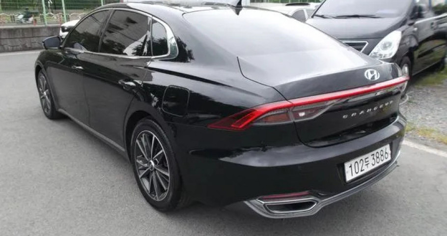 Hyundai Grandeur 
