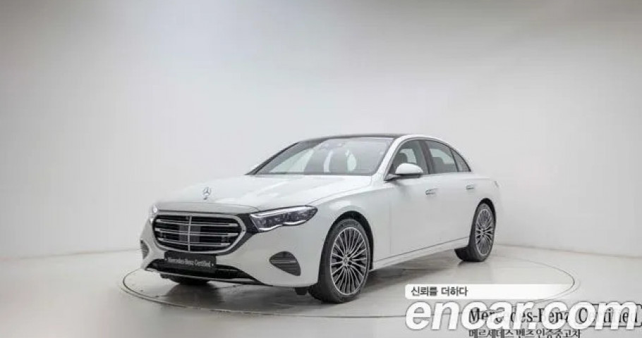 Mercedes-Benz E-Class 
