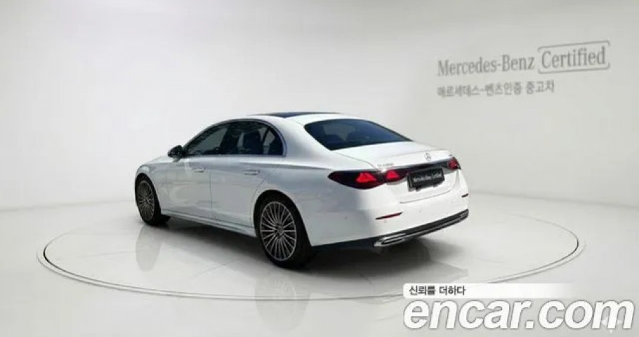 Mercedes-Benz E-Class 