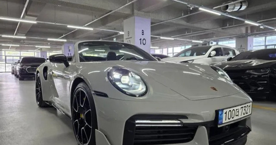 Porsche 911 