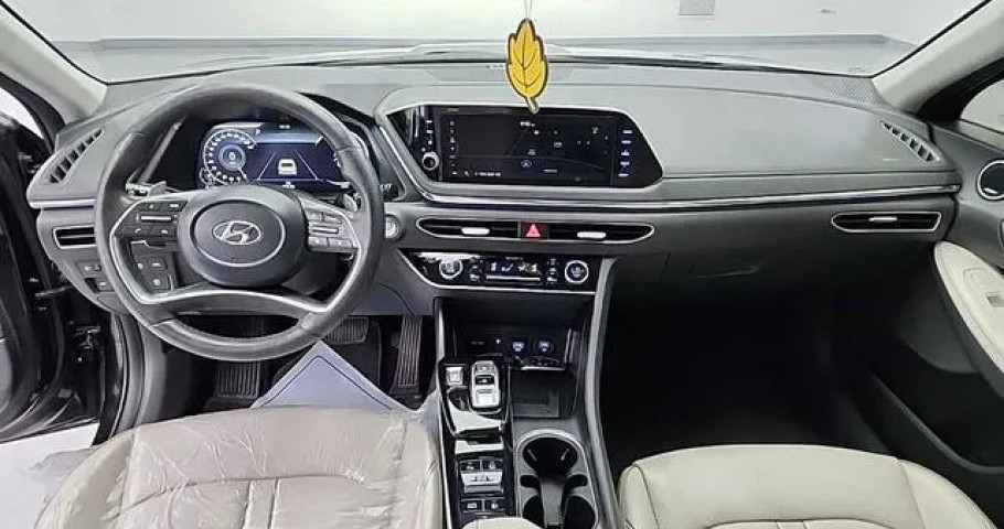 Hyundai Sonata 