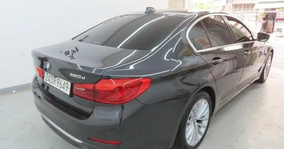 Bmw 5-Series 
