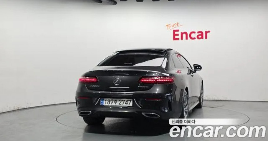 Mercedes-Benz E-Class 