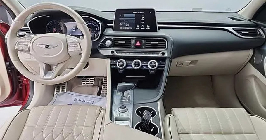 Genesis G70 