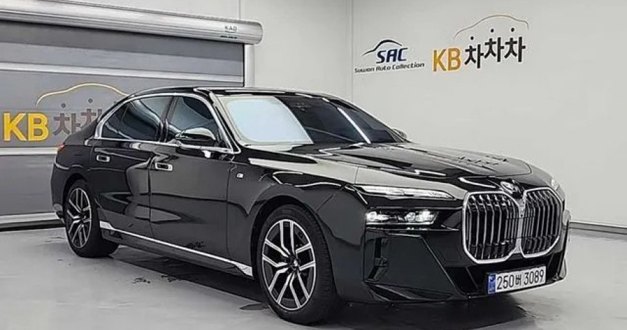 Bmw 7-Series 