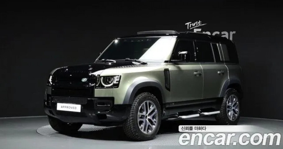Land Rover Defender 