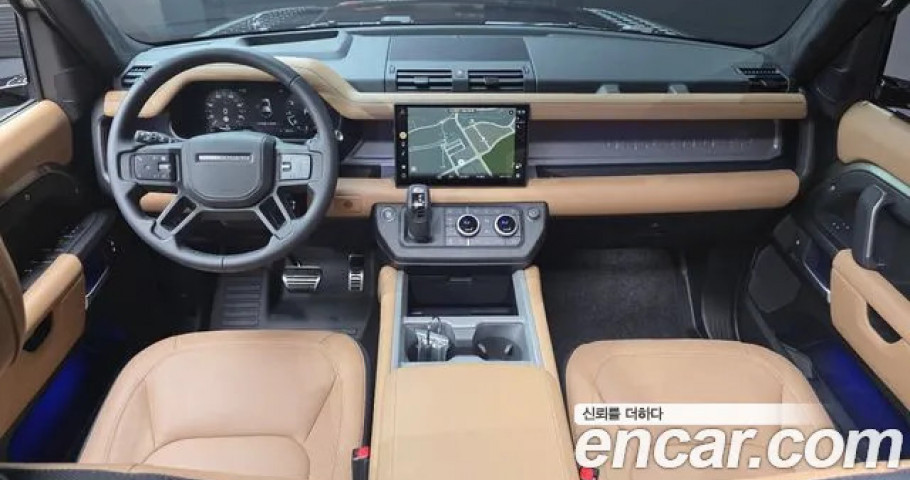 Land Rover Defender 