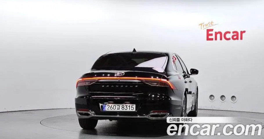 Hyundai Grandeur 