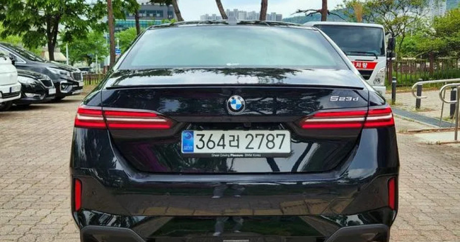 Bmw 5-Series 