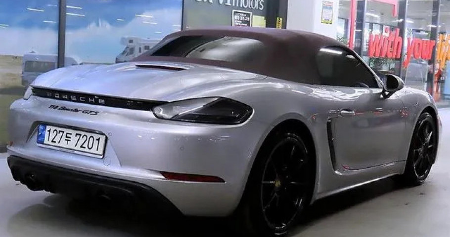 Porsche 718 