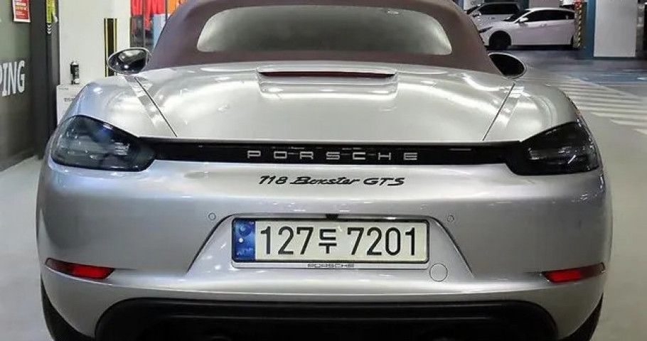 Porsche 718 