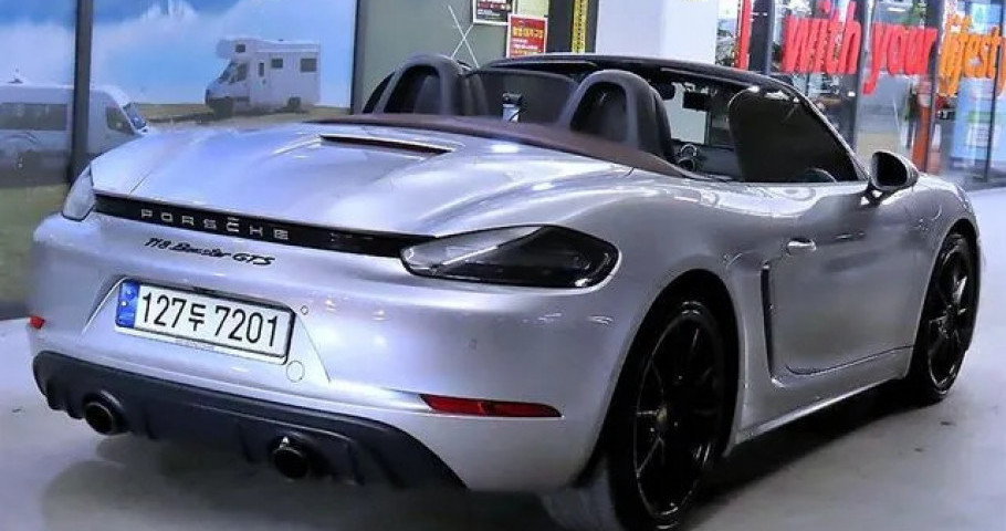 Porsche 718 