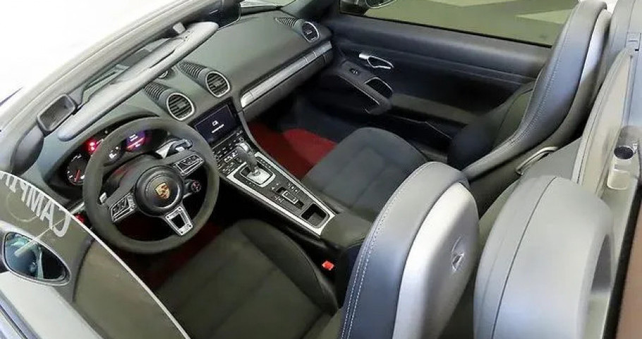 Porsche 718 