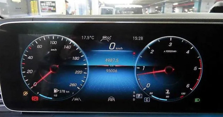 Mercedes-Benz Gls-Class 
