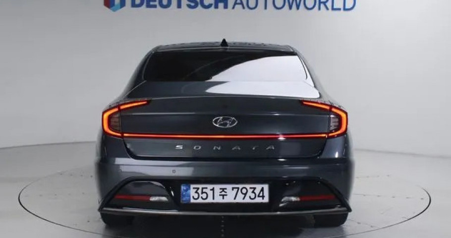 Hyundai Sonata 