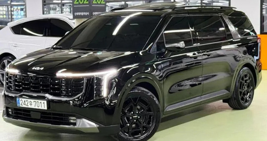 Kia Carnival 