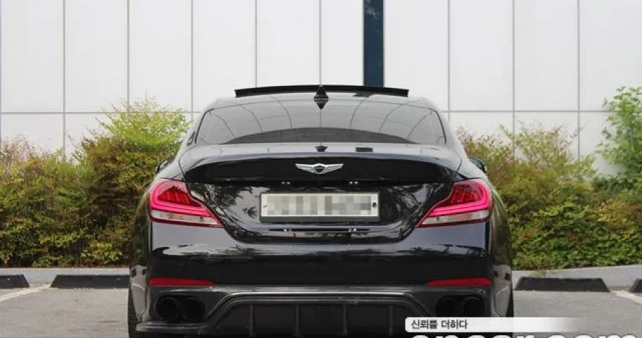 Genesis G70 
