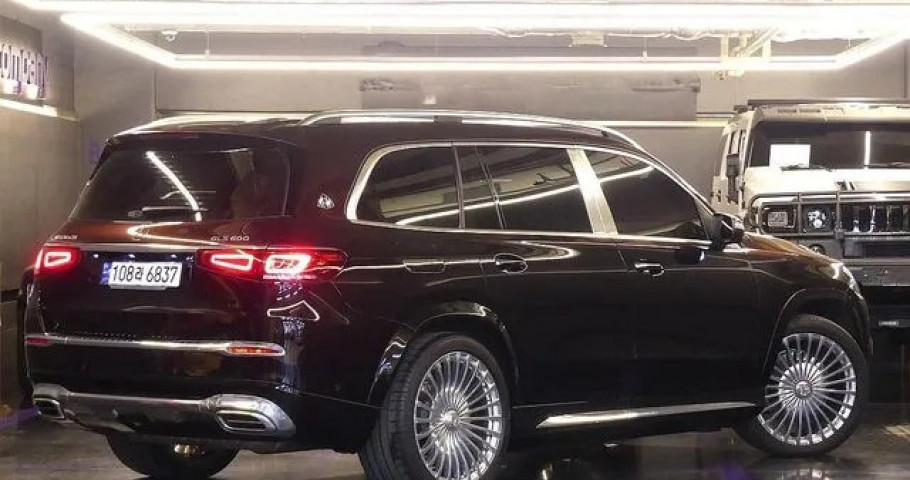 Mercedes-Benz Gls-Class 