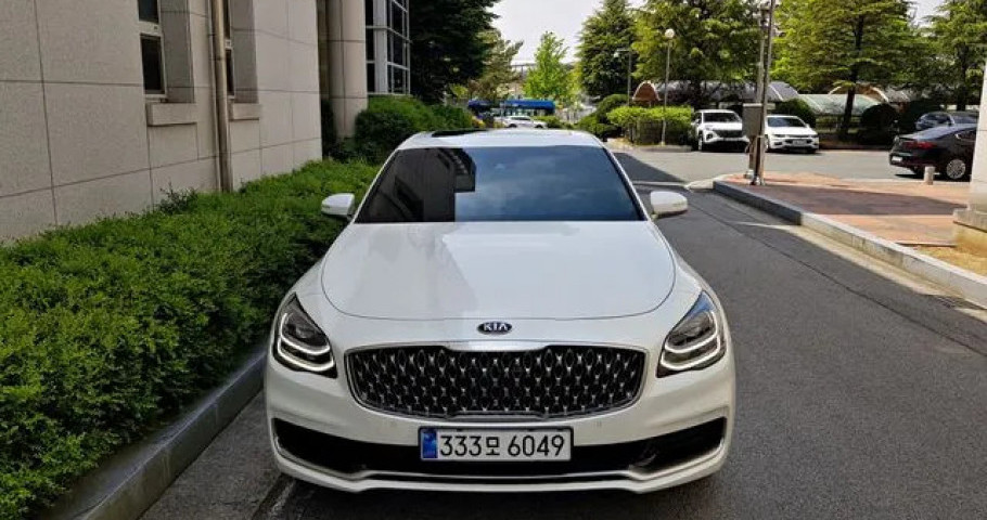 Kia K9 