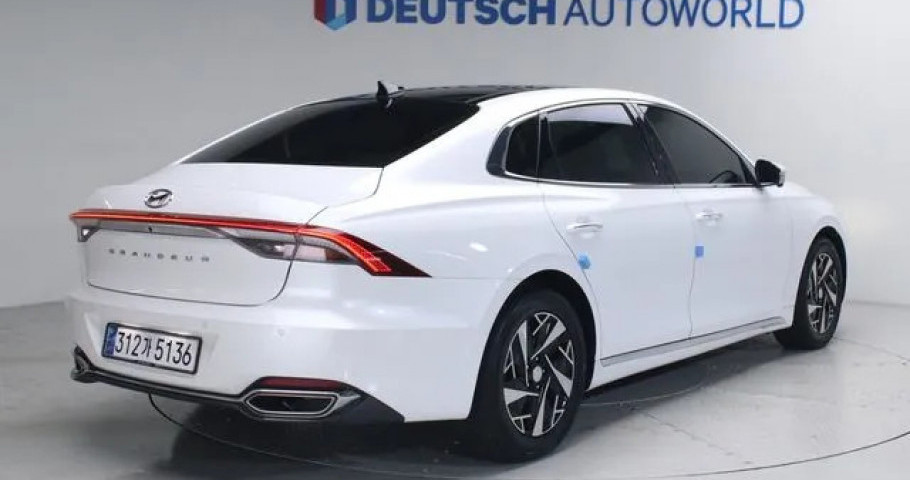 Hyundai Grandeur 