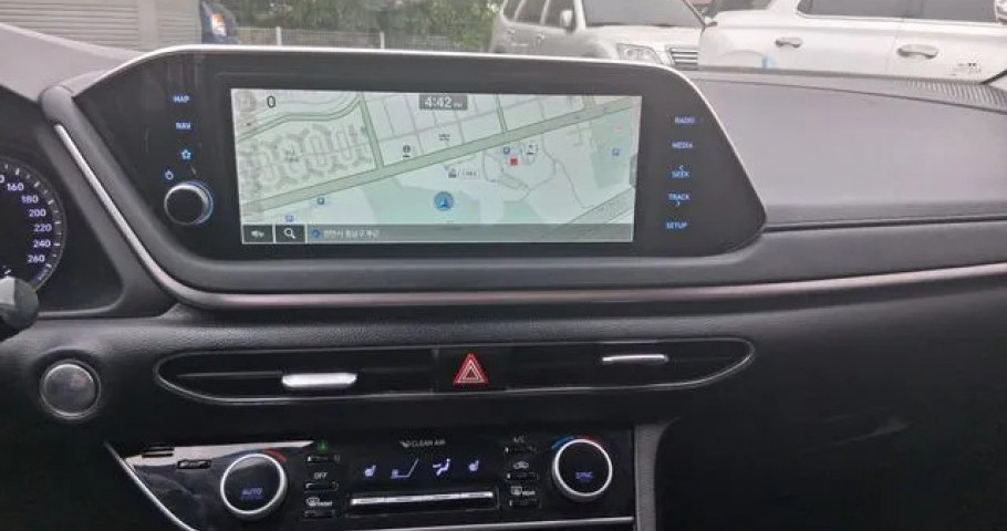 Hyundai Sonata 