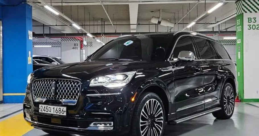 Lincoln Aviator 