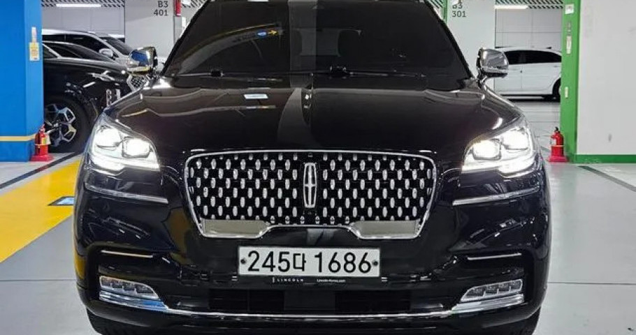 Lincoln Aviator 