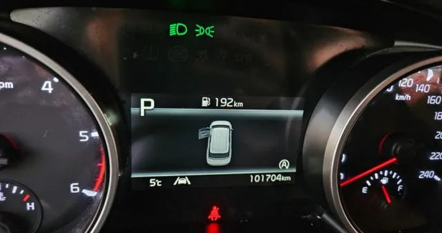 Kia Carnival 