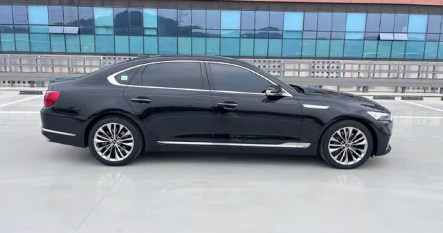 Kia K9 