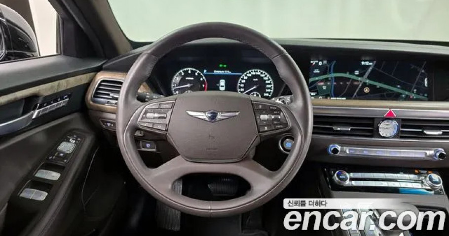 Genesis G90 