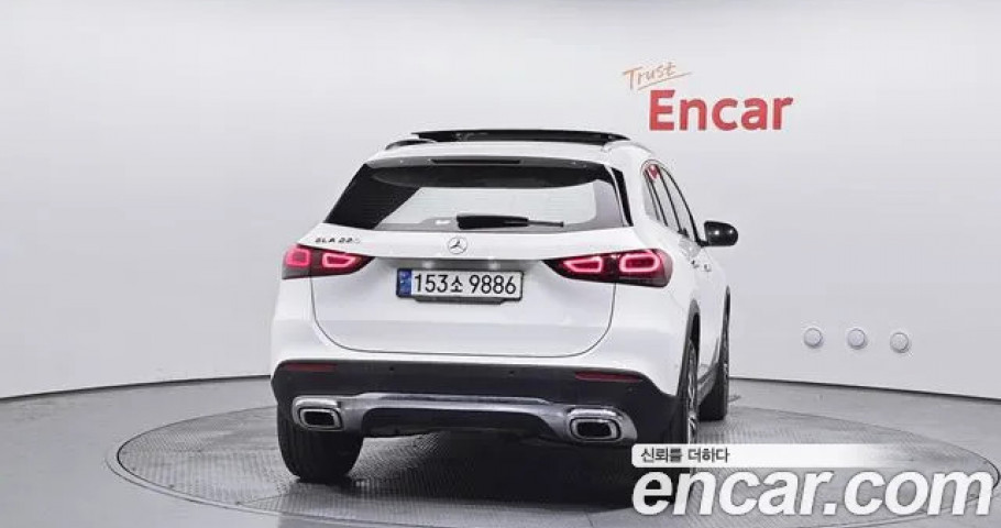 Mercedes-Benz Gla-Class 