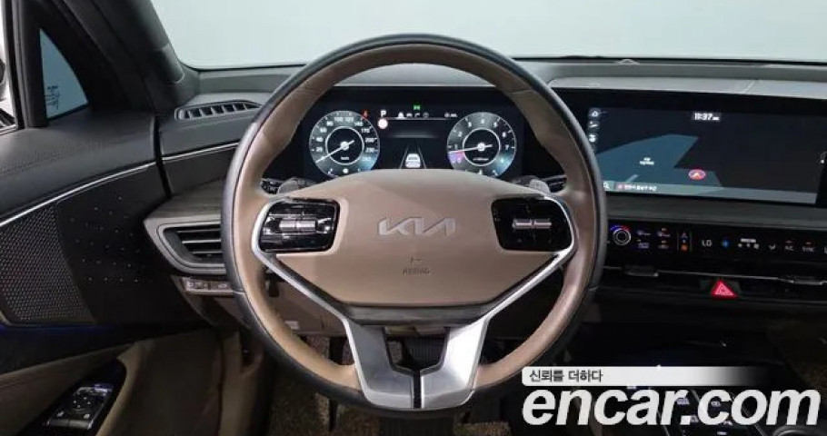 Kia K8 
