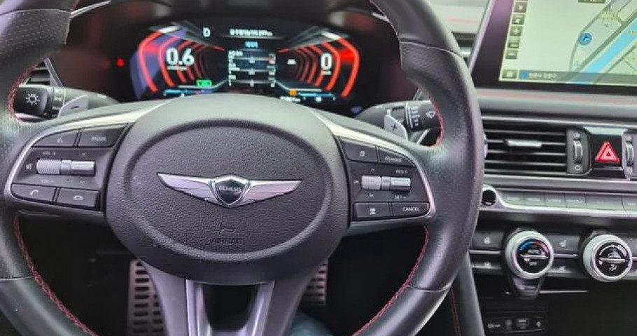 Genesis G70 