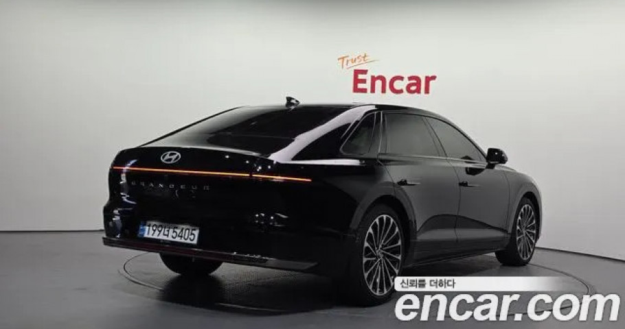 Hyundai Grandeur 