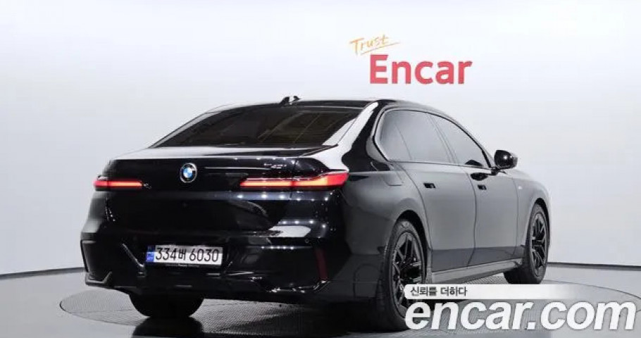 Bmw 7-Series 