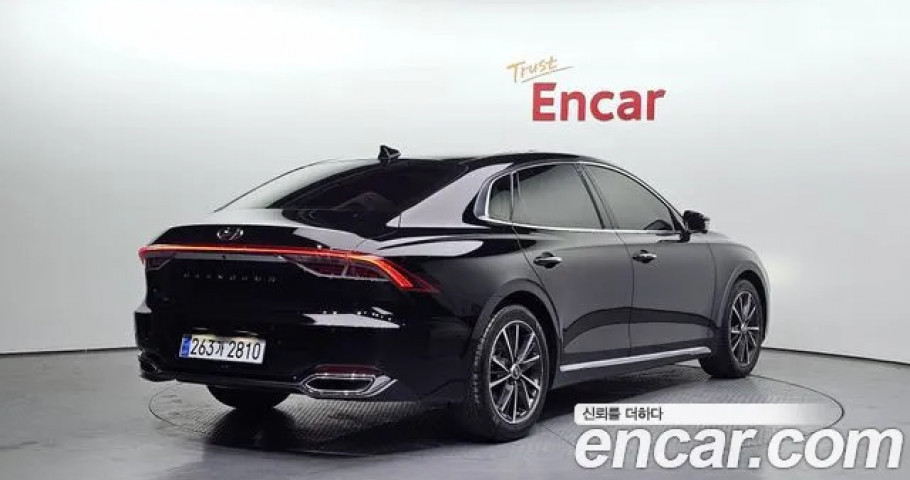 Hyundai Grandeur 