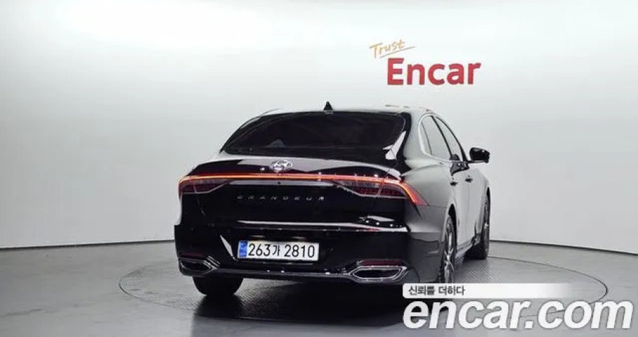 Hyundai Grandeur 