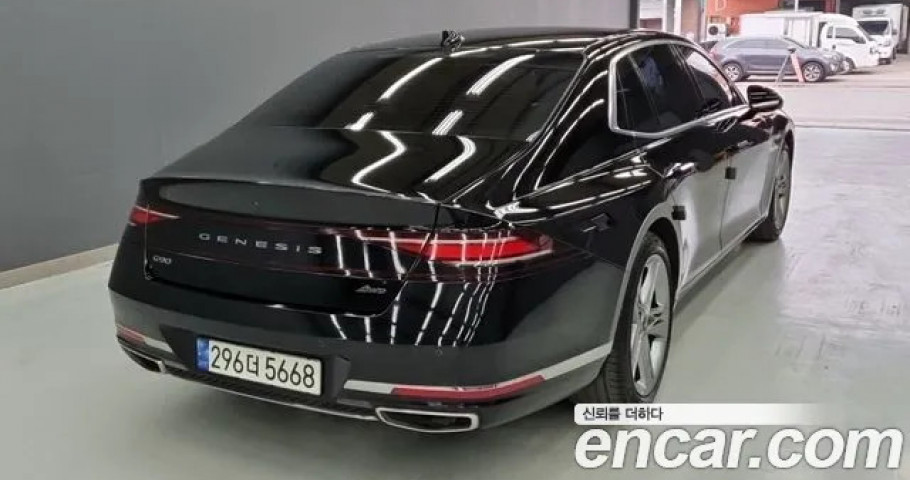 Genesis G90 