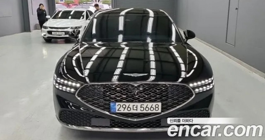Genesis G90 