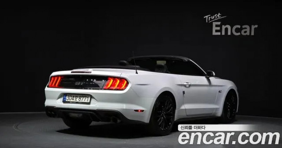 Ford Mustang 