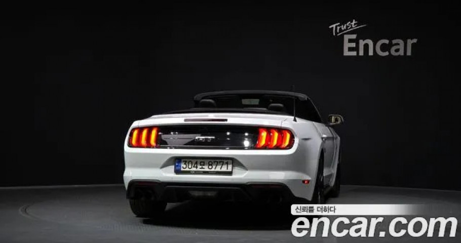 Ford Mustang 
