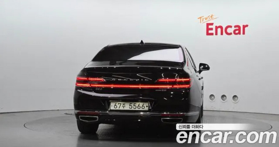 Genesis G90 