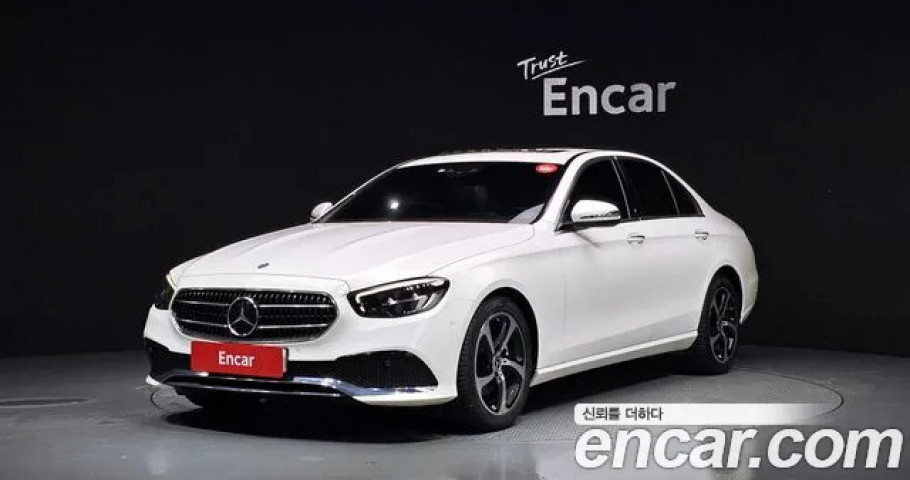 Mercedes-Benz E-Class 
