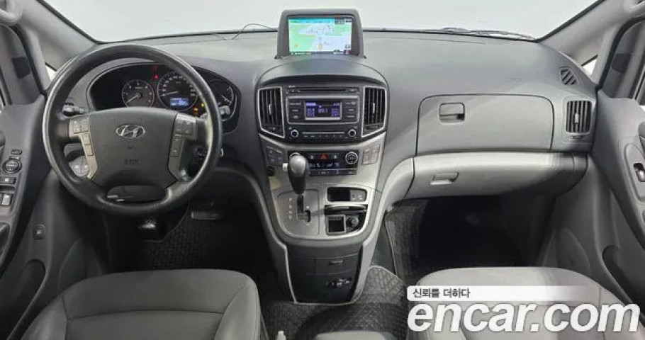 Hyundai Starex 