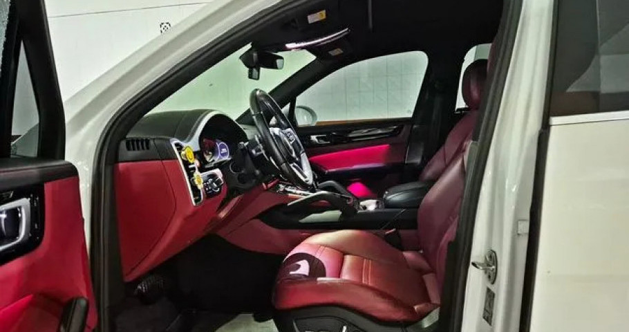Porsche Cayenne 