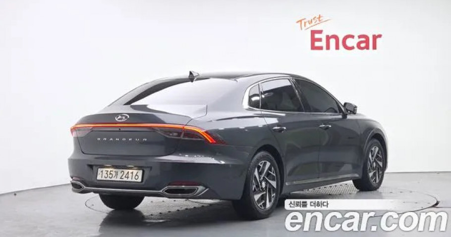 Hyundai Grandeur 