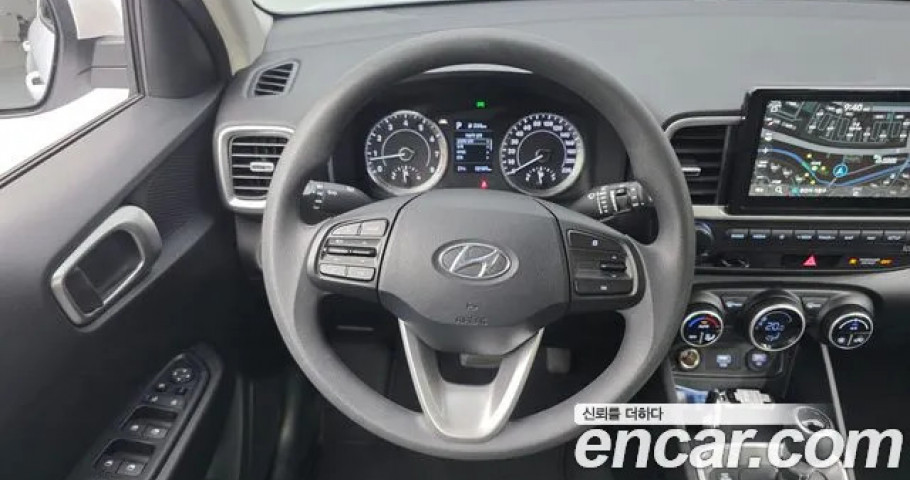 Hyundai Venue 