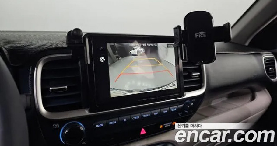 Hyundai Venue 