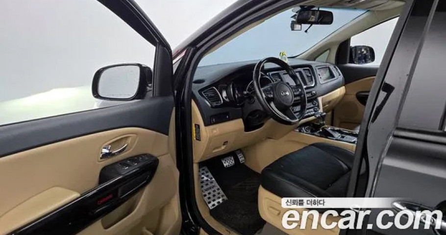 Kia Carnival 
